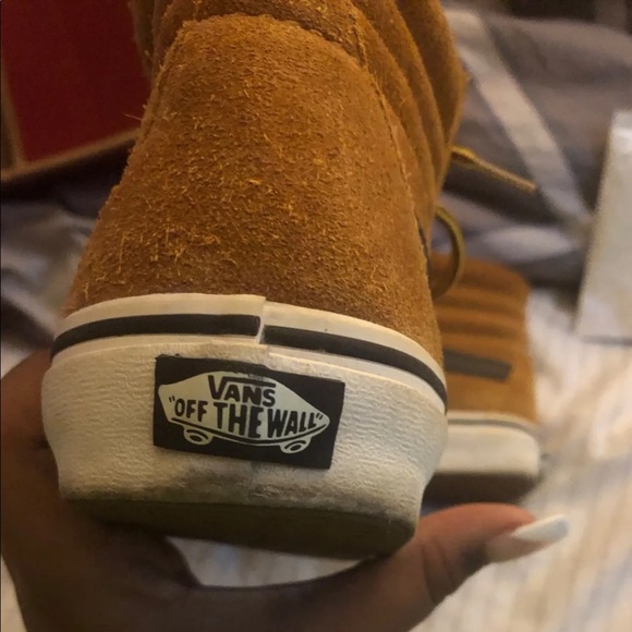 Vans - Picture 3 of 3